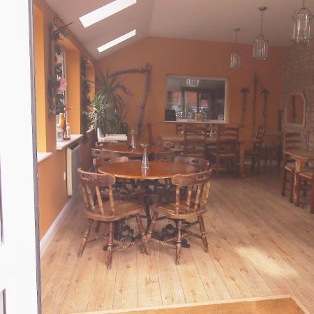 The White Lion At Wicken Bed & Breakfast Milton Keynes Exterior photo