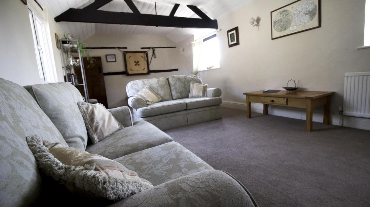The White Lion At Wicken Bed & Breakfast Milton Keynes Exterior photo