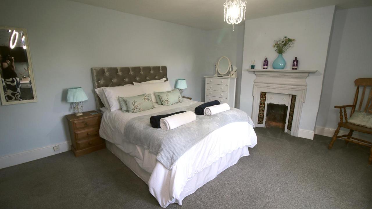 The White Lion At Wicken Bed & Breakfast Milton Keynes Exterior photo