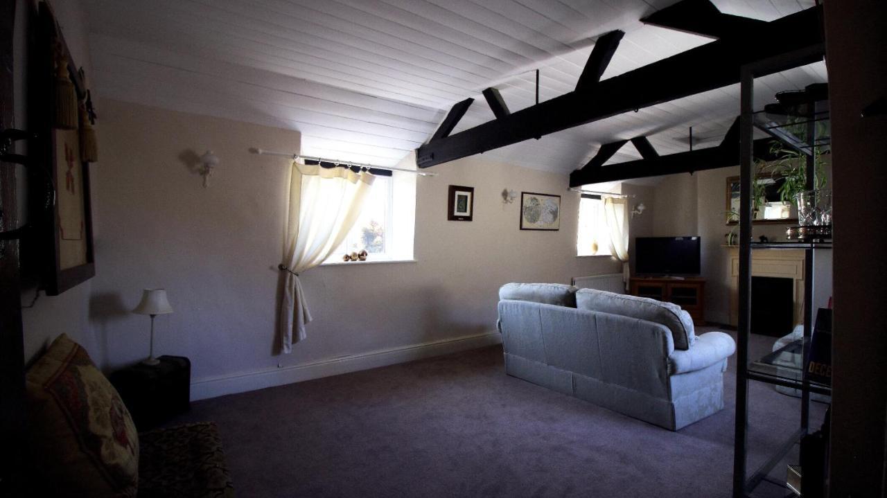 The White Lion At Wicken Bed & Breakfast Milton Keynes Exterior photo